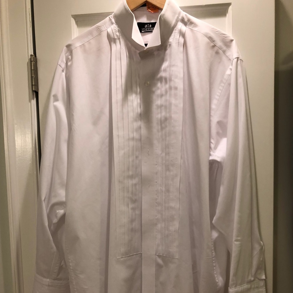Men’s tuxedo shirt